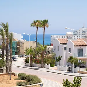 Fig Tree Ekaterina 3 Bdrm Villa